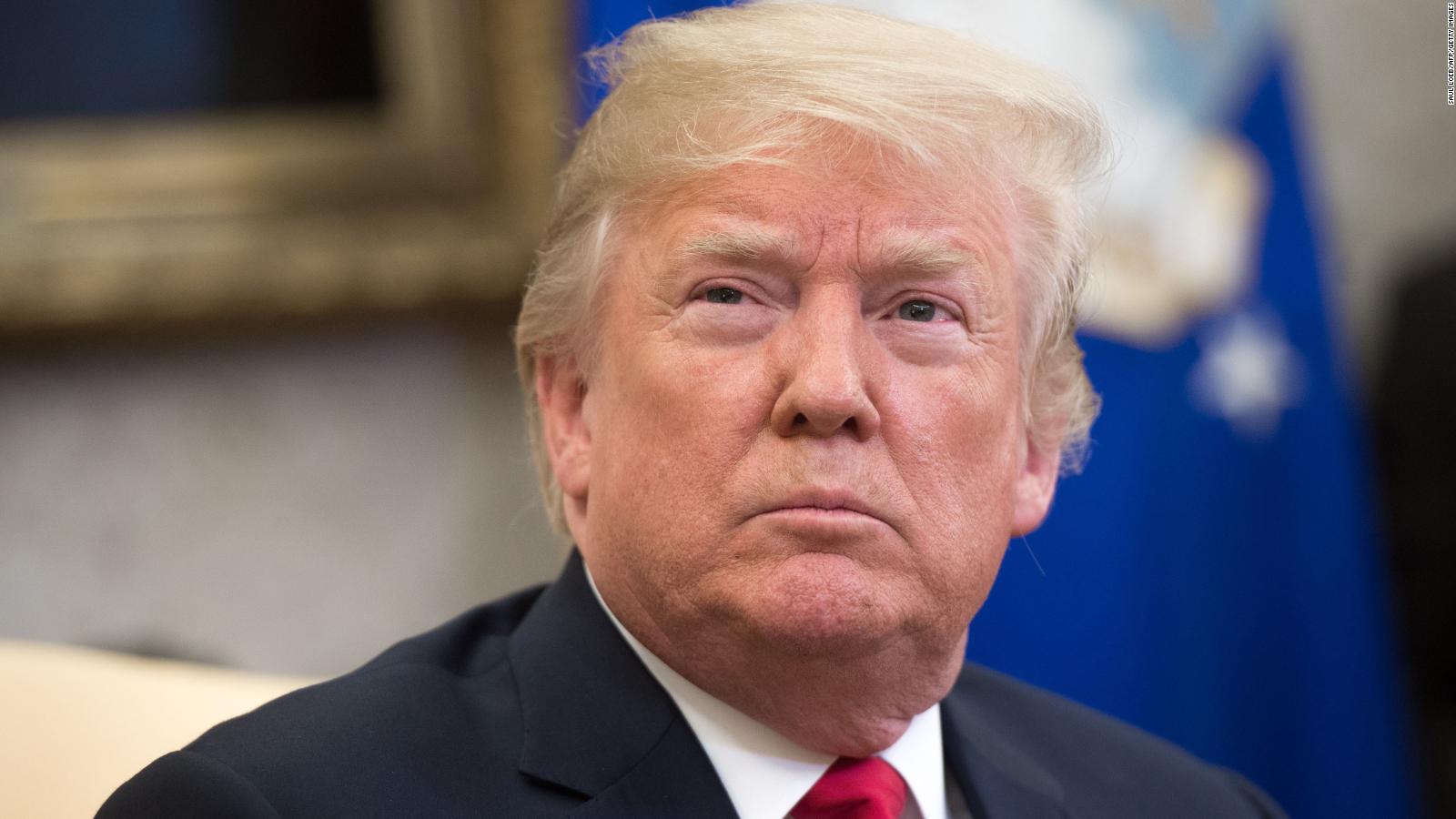 Bolsonaro demora apenas 15 minutos para responder Donald Trump no Twitter