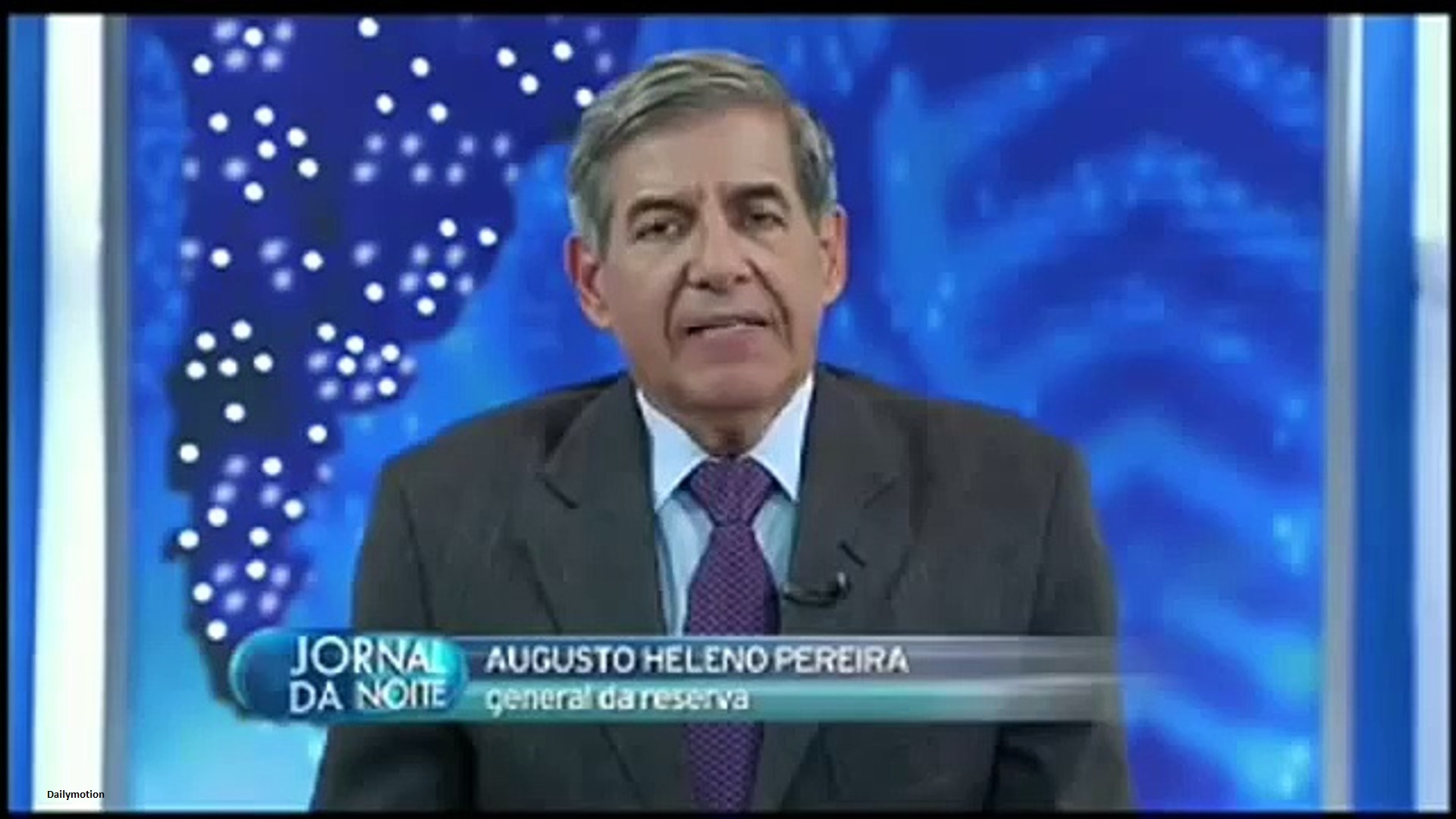General Augusto Heleno tece críticas ao governo da petista Dilma Rousseff