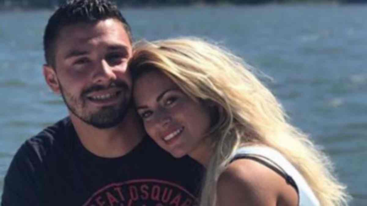 Carla Moreau et Kevin Guedj s'affichent en couple