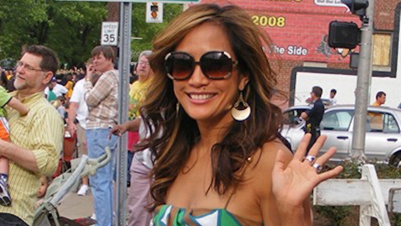 Carrie Ann Inaba replaces Julie Chen as co-shot on The Talk