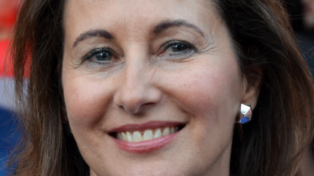 Ségolène Royal renonce à être tête de liste aux Européennes