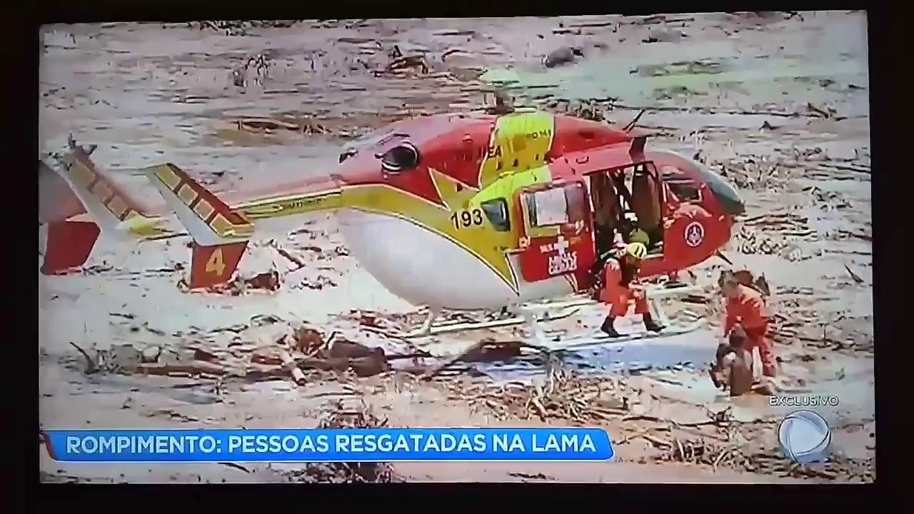 Pessoas são resgatadas em Brumadinho após rompimento da barragem da Vale