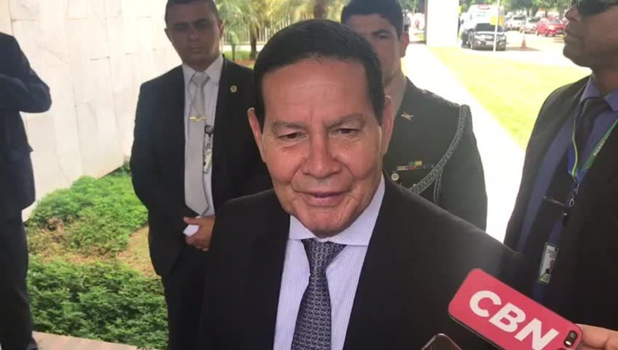 Mourão comenta sobre ameaças a Jean Wyllys: Tem que dizer quem e como