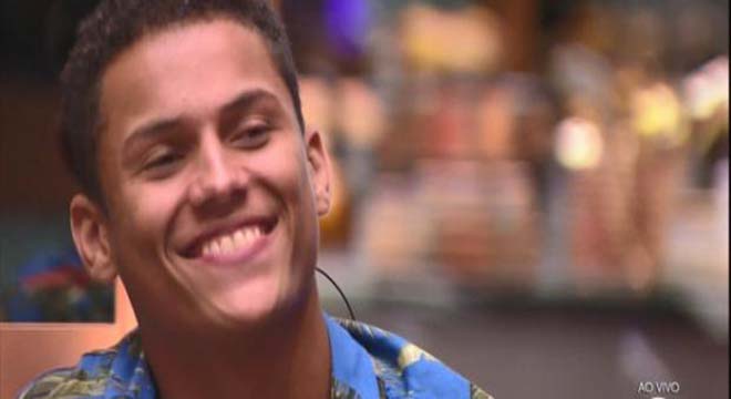 Danrley chama Hariany de 'fútil e influenciável' em jogo da discórdia