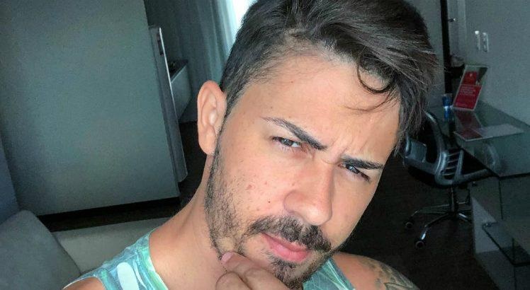 Carlinhos Maia assume homossexualidade e pede o namorado em casamento