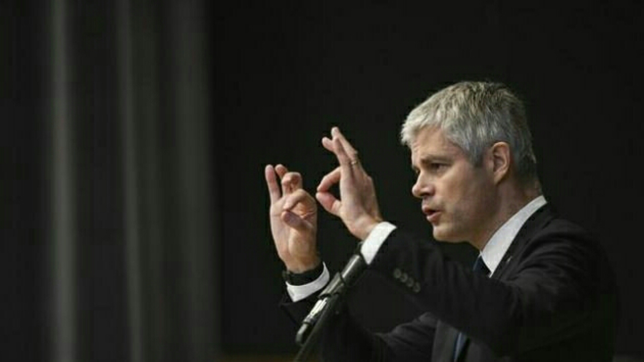 Grand débat : pour Wauquiez, Macron prend des risques avec le référendum