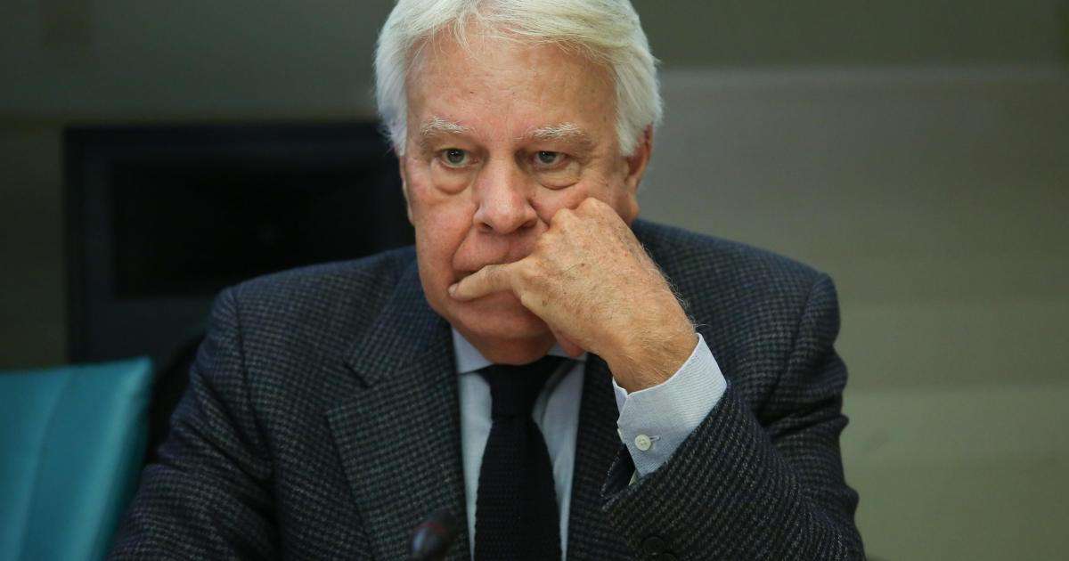 Felipe González critica a Pedro Sánchez: 'No necesitamos relatores'