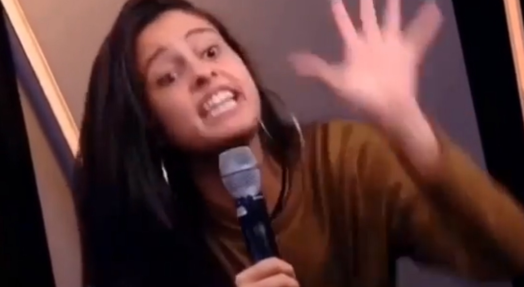 BBB19: Hana se revolta e discute com convidada de programa ao vivo da Globo