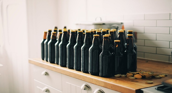 La oferta gastronómica del Madrid castizo incluye catas de vino o cervezas artesanas