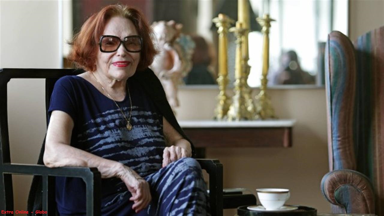 Atriz, diretora e cantora Bibi Ferreira morreu em sua casa