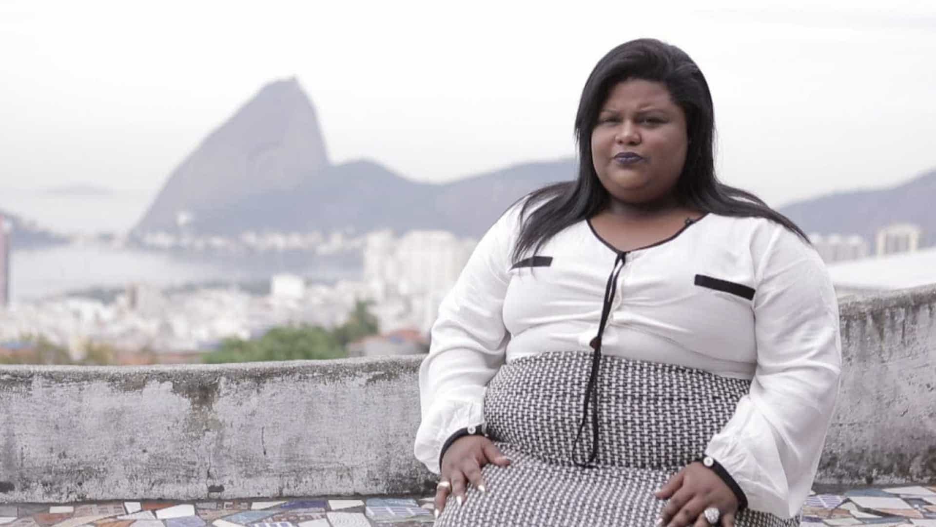 MC Carol e Agustin Fernandez trocam acusações por causa de campanha do Governo