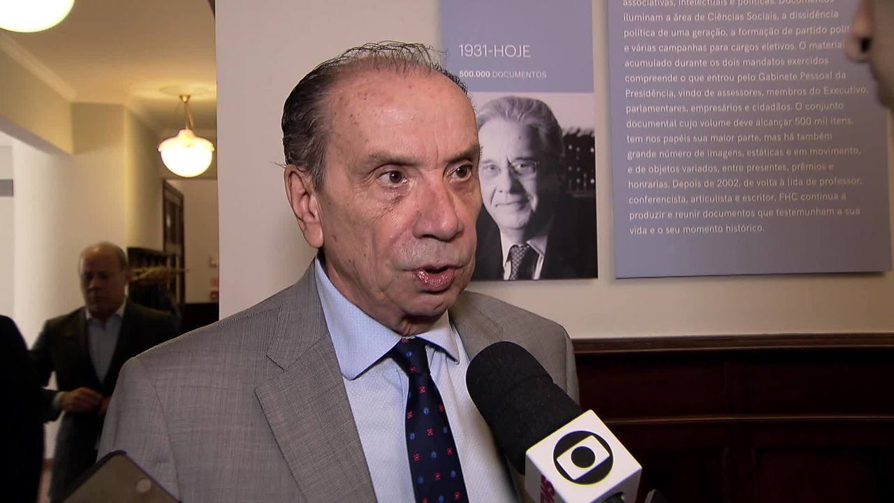Investigado Lava-Jato, Aloysio Nunes se demite da InvestSP