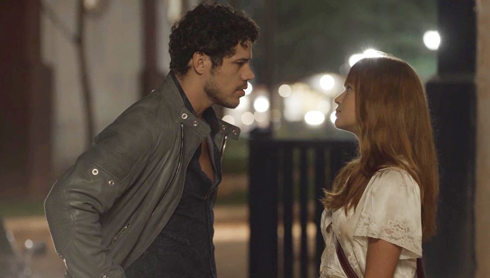 José Loreto e Marina Ruy Barbosa serão vistos em cenas adultas em 'O Sétimo Guardião'