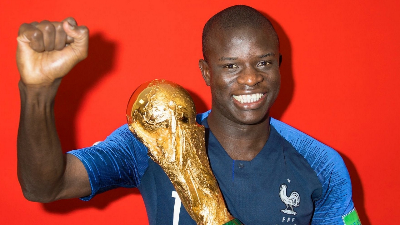 Mercato : le Barça pourrait doubler le PSG pour N'Golo Kanté