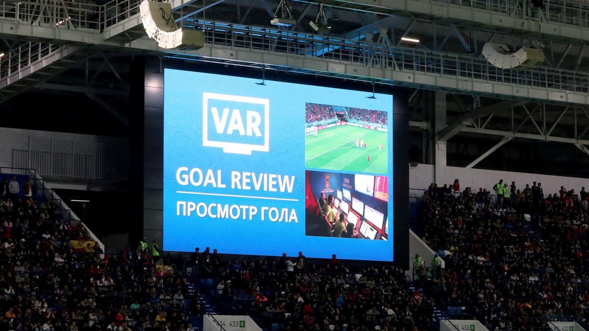 Ligue des champions : l'assistance vidéo à l'arbitrage plus que jamais sollicitée