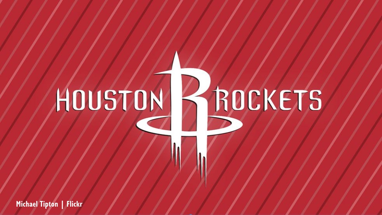 Los Angeles Lakers beat Rockets to keep playoff hopes alive