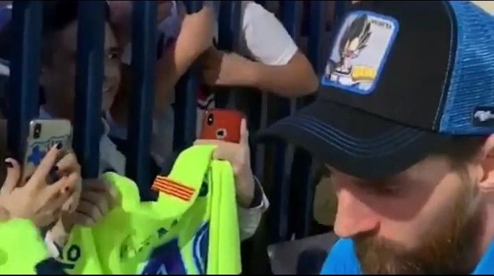 Messi sorprendió en redes sociales luciendo una gorra de Dragon Ball Z