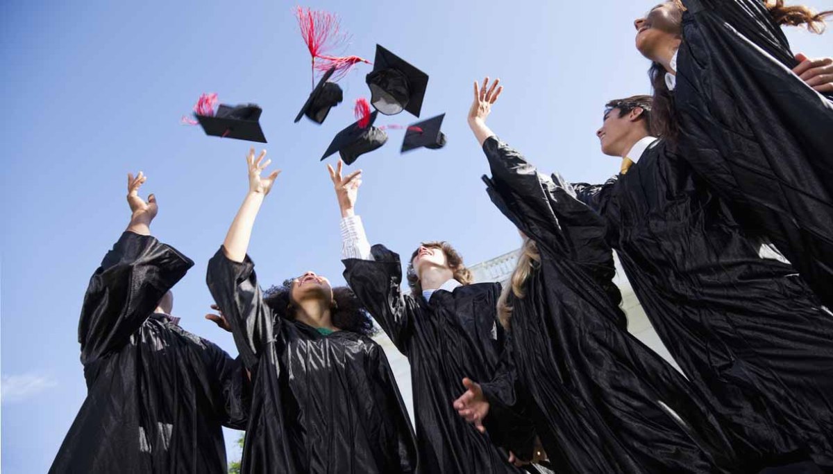 Riscatto laurea, agevolazioni per tutti: Lega, via il limite dei 45 anni