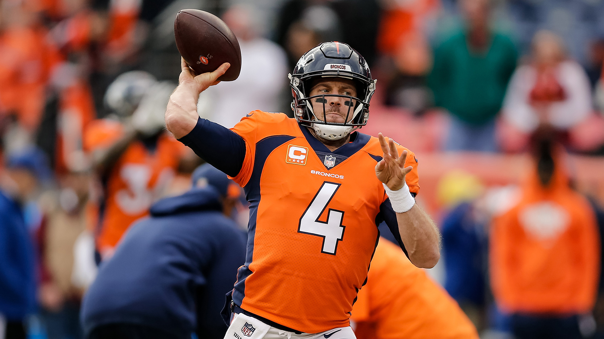 Redskins agree to acquire QB Case Keenum in trade with Broncos
