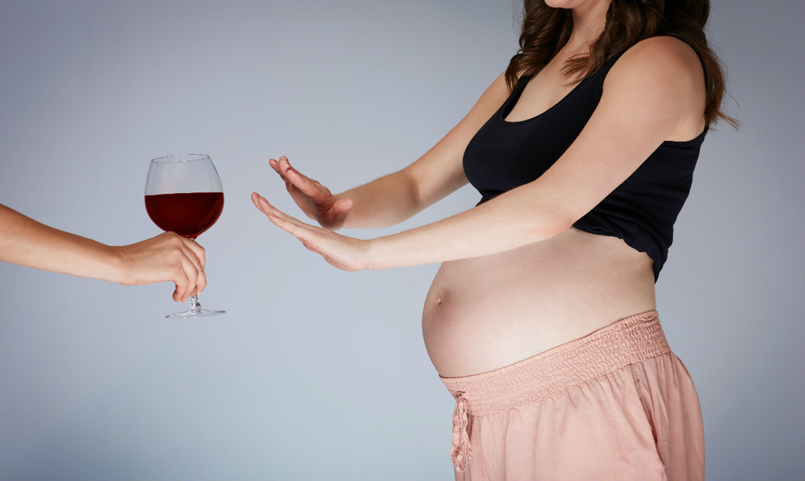 Os malefícios que o álcool pode causar ao bebê durante a gravidez