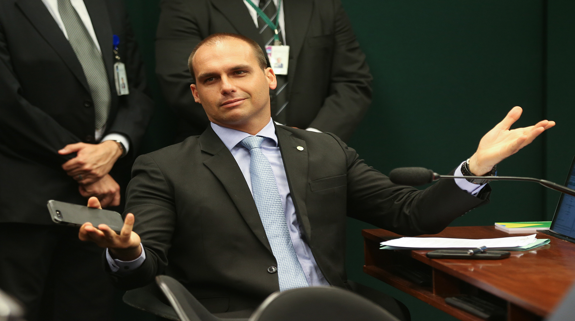 Comando da Comissão da Câmara é assumido por Eduardo Bolsonaro