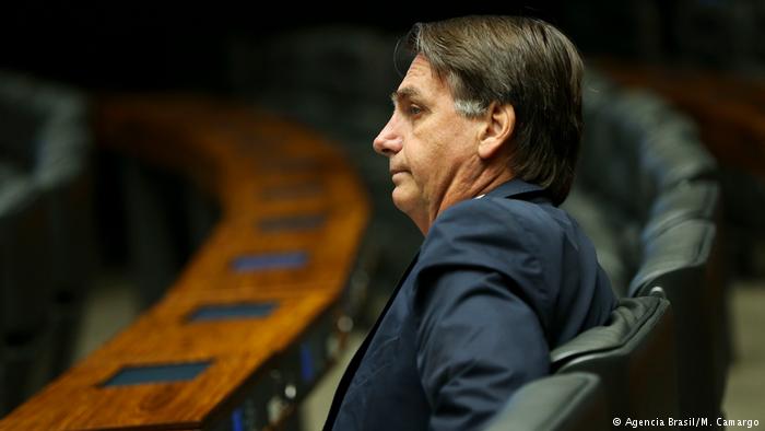 Bolsonaro compartilha vídeo em que filho mostra indignação com STF