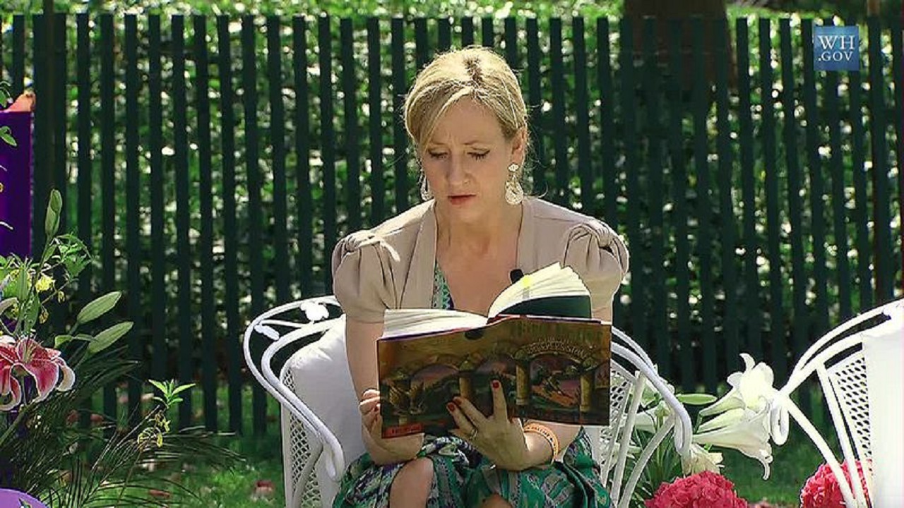 Twitter has some problems with JK Rowling's latest announcement