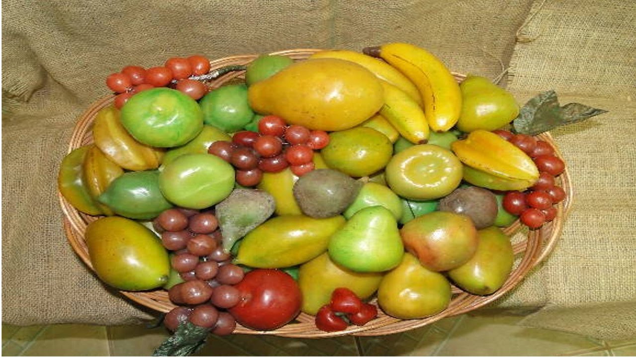 Aproveite as frutas típicas do outono