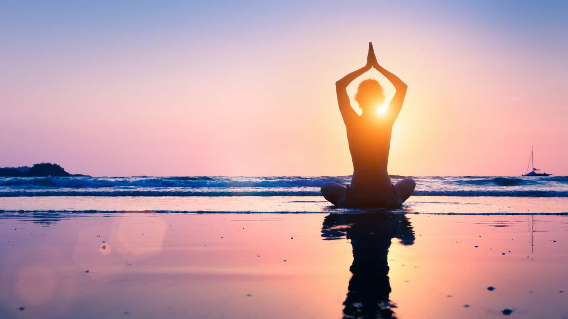 Meditar pode trazer alguns benefícios a saúde