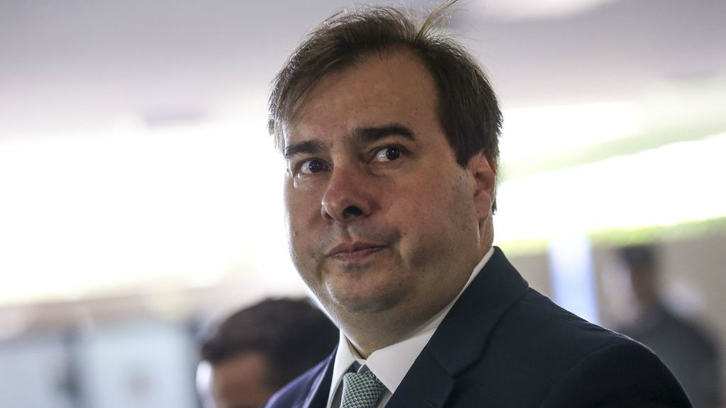 Presidente da Câmara, Rodrigo Maia, tem reação após cobrança de Moro