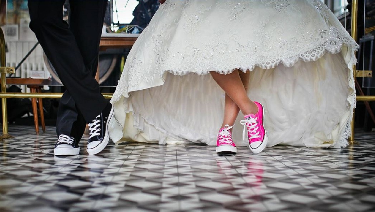 Moda: arrivano le 'sneakers nuziali', addio ai vertiginosi ed eleganti tacchi