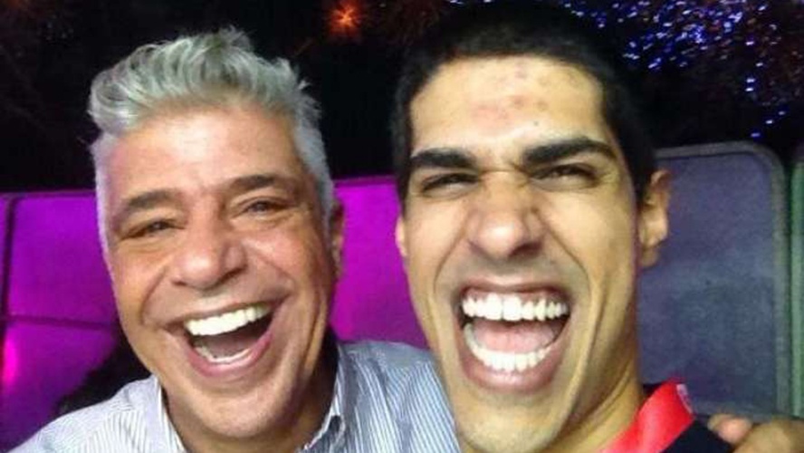 Ex de Lulu Santos se casa com bancária e cantor abençoa união dos pombinhos