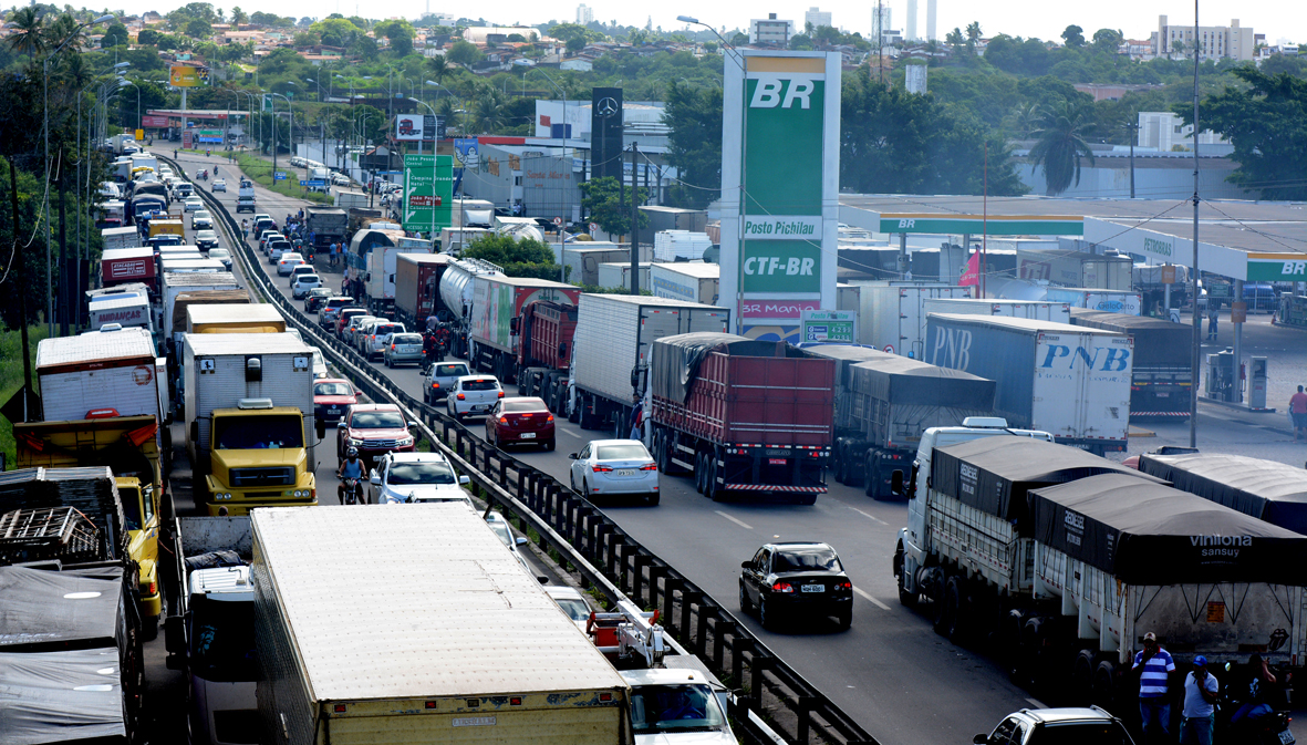 Caminhoneiros não descartam paralisação