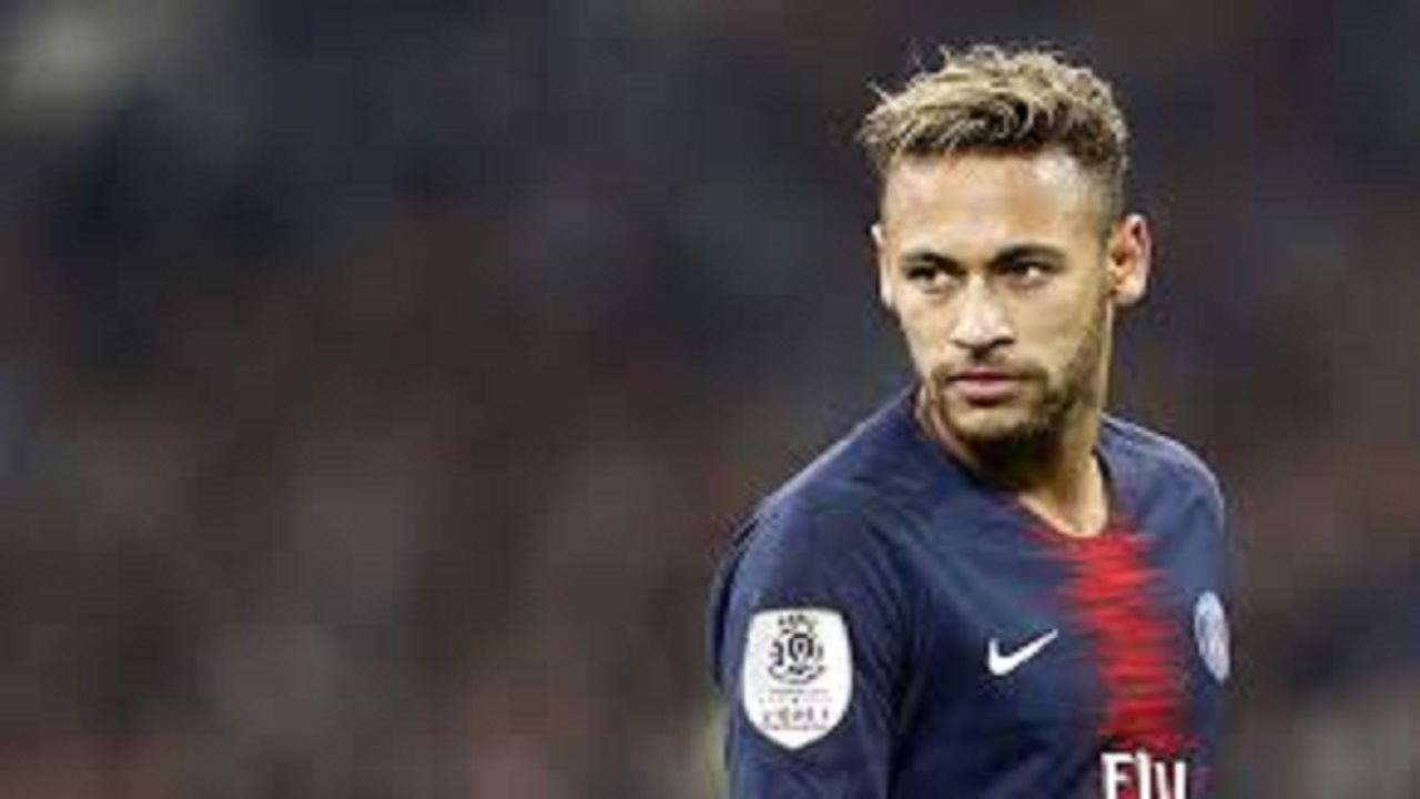 Neymar cada vez más lejos del Real Madrid