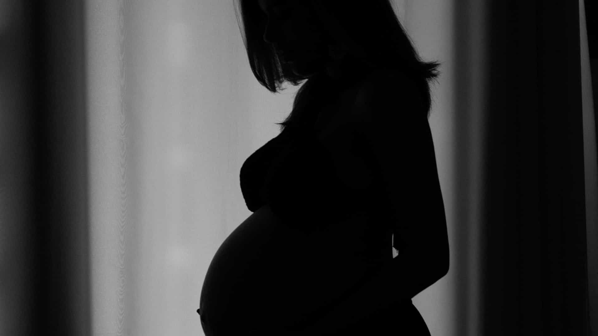 Mulher que teve cinco filhos doou útero para desconhecida ser mãe