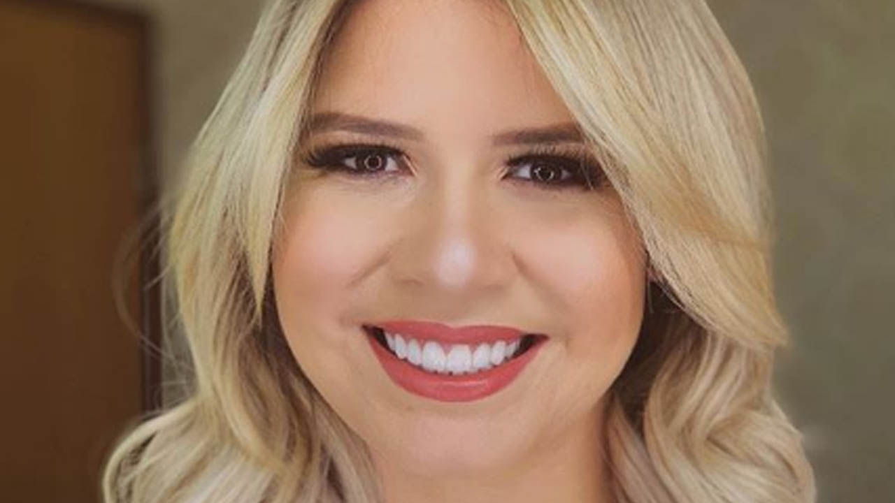 Marília Mendonça exibe barriga e ganha elogios de seus seguidores