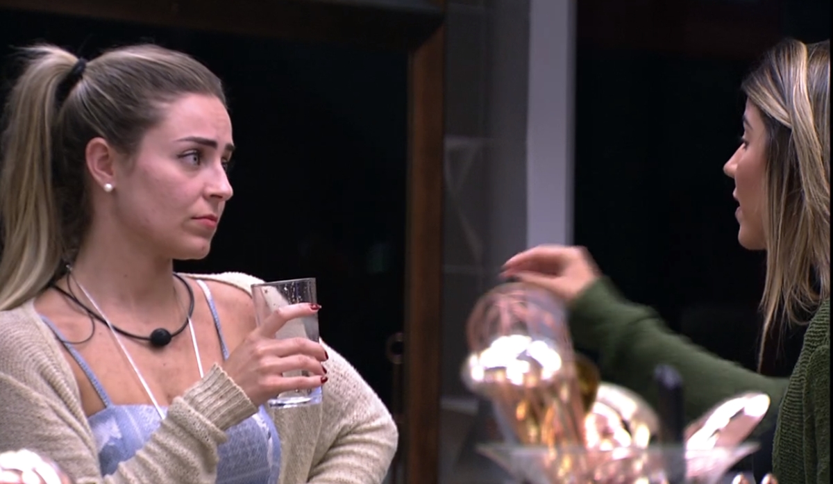 BBB19: depois de briga dura, Paula e Hariany tem DR nos aposentos do líder