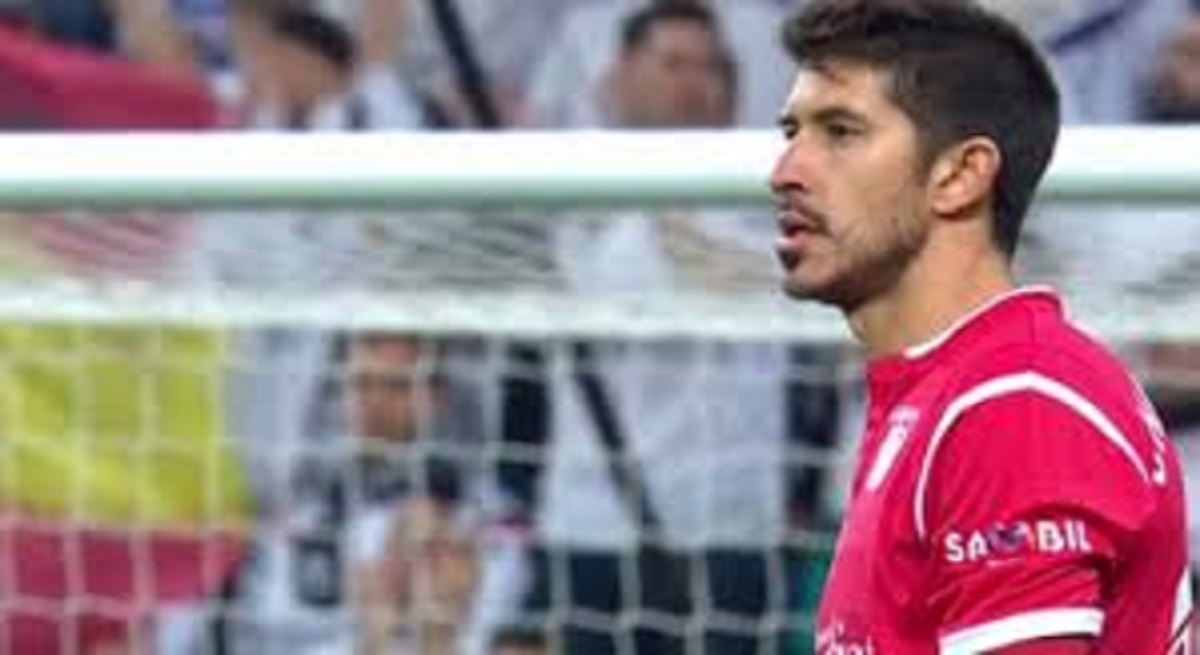 Costoso error de Champagne en el partido entre el Real Oviedo y Las Palmas