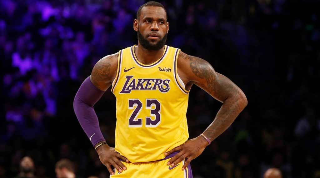 LeBron James pediría más estrellas para los Lakers (rumores)