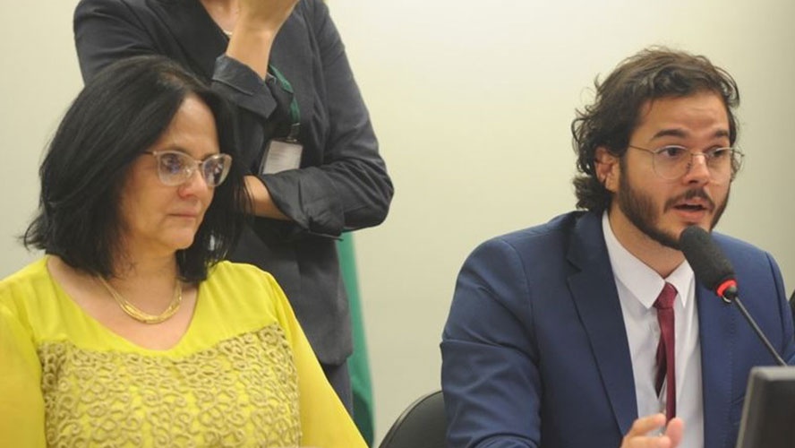 Após elogio de Damares Alves, Túlio Gadêlha diz: ‘não vai rolar milagre’