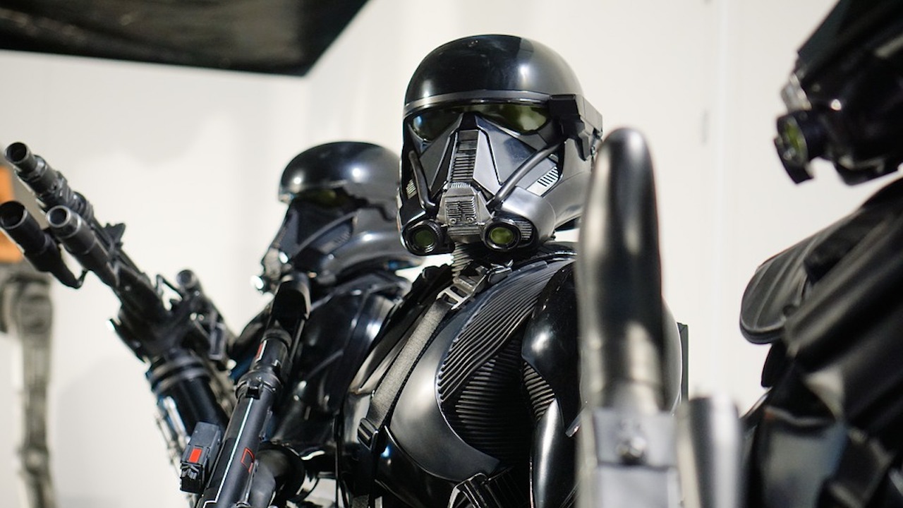 Star Wars fans get glimpse of first footage, photos from The Mandalorian