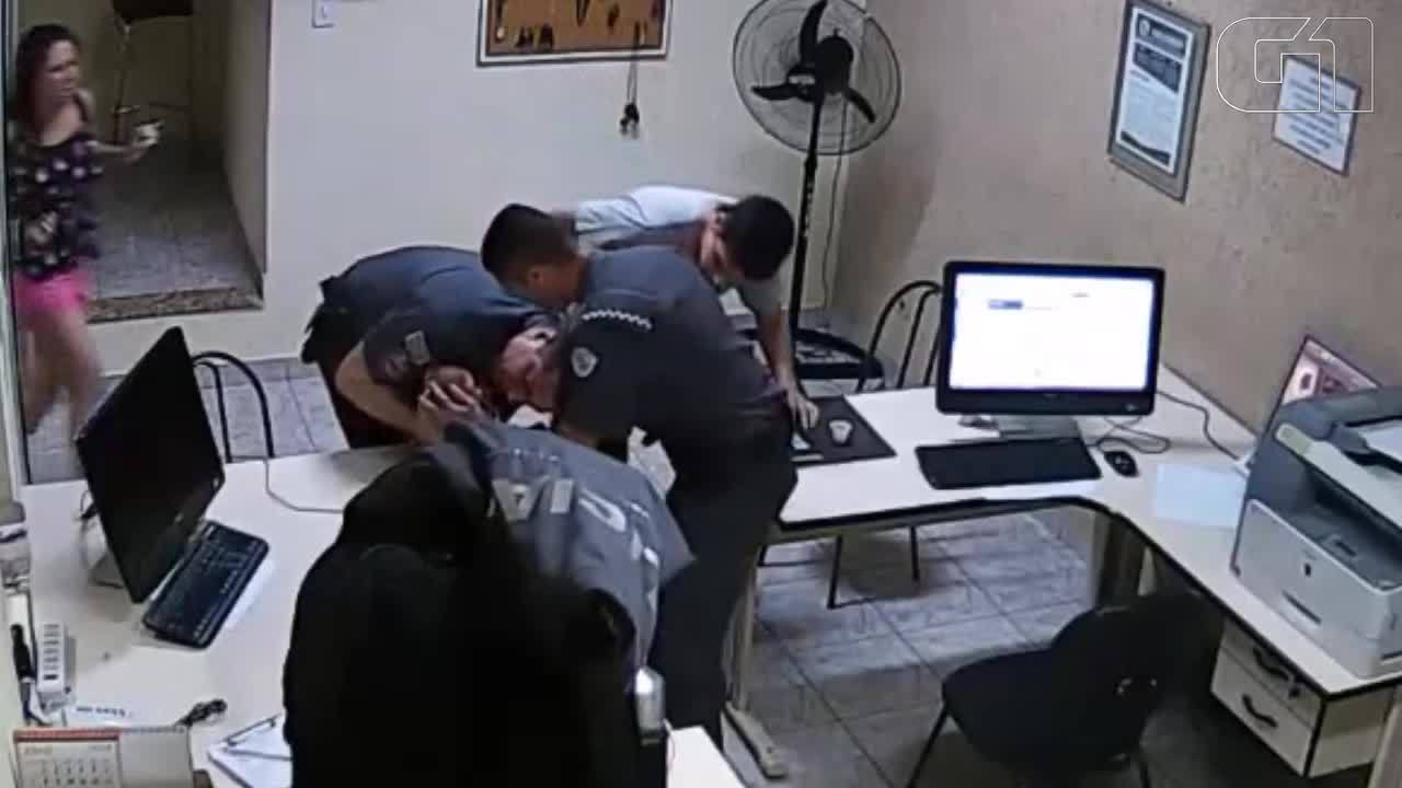 Vídeo mostra ação de policiais militares em prol da vida de recém-nascido engasgado