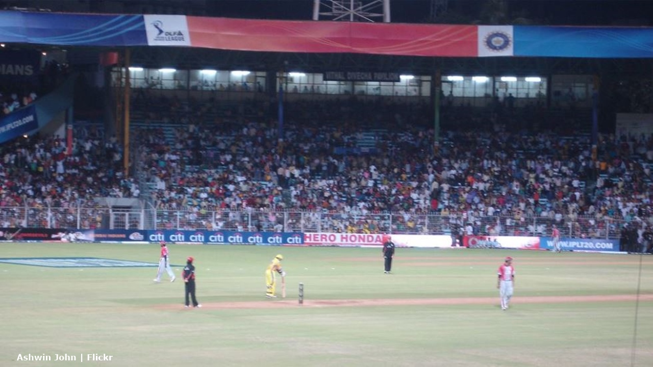 IPL 2019 sports entertainment: SRH vs KKR and RCB vs CSK stream online