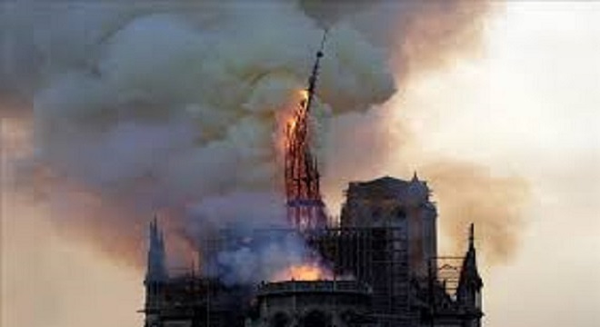Aun se desconocen las causas del incendio en Notre Dame
