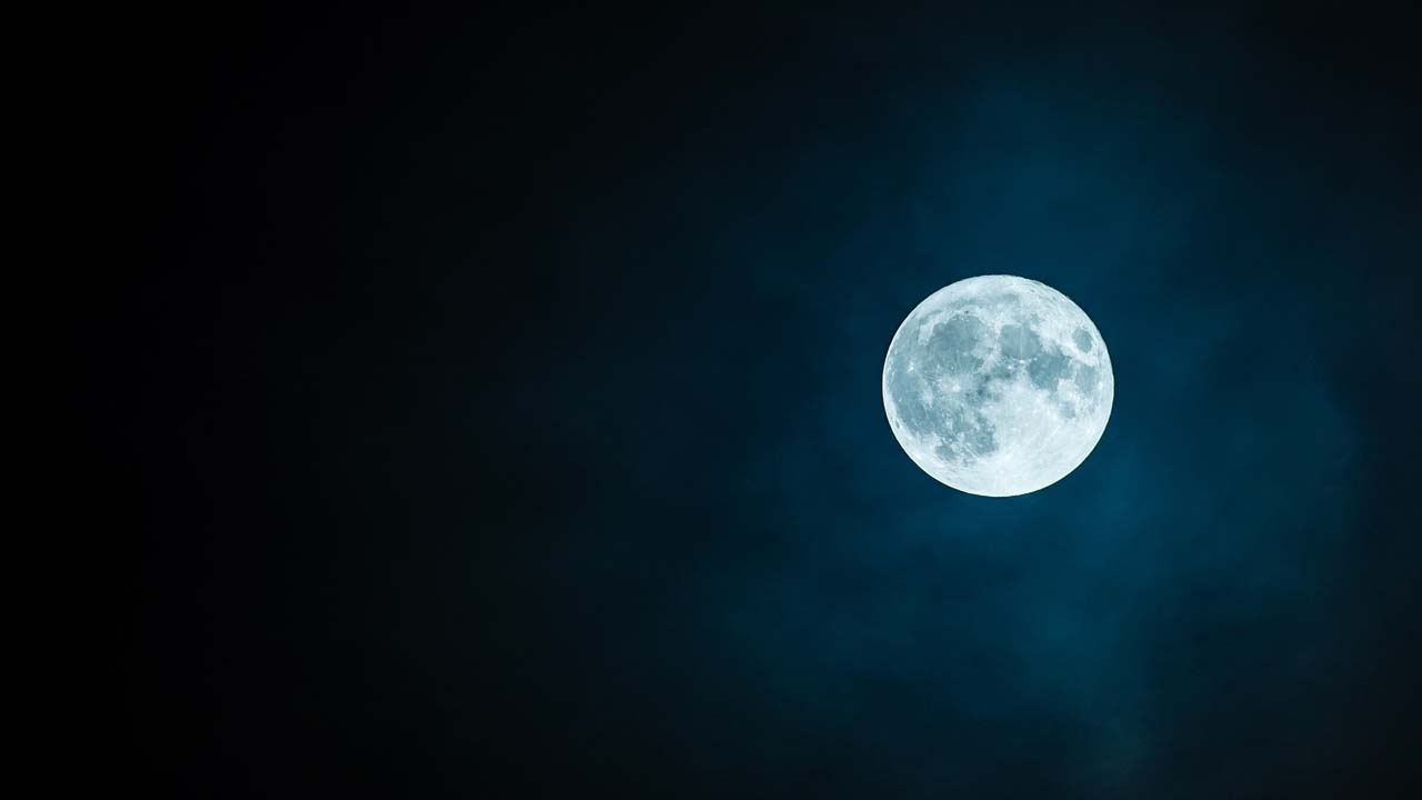China could beat Russia and the US in setting up a moon base