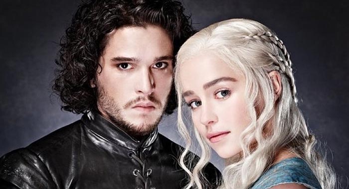 Emilia Clarke dice que todos tienen sentimientos encontrados como Daenerys (Spoiler)