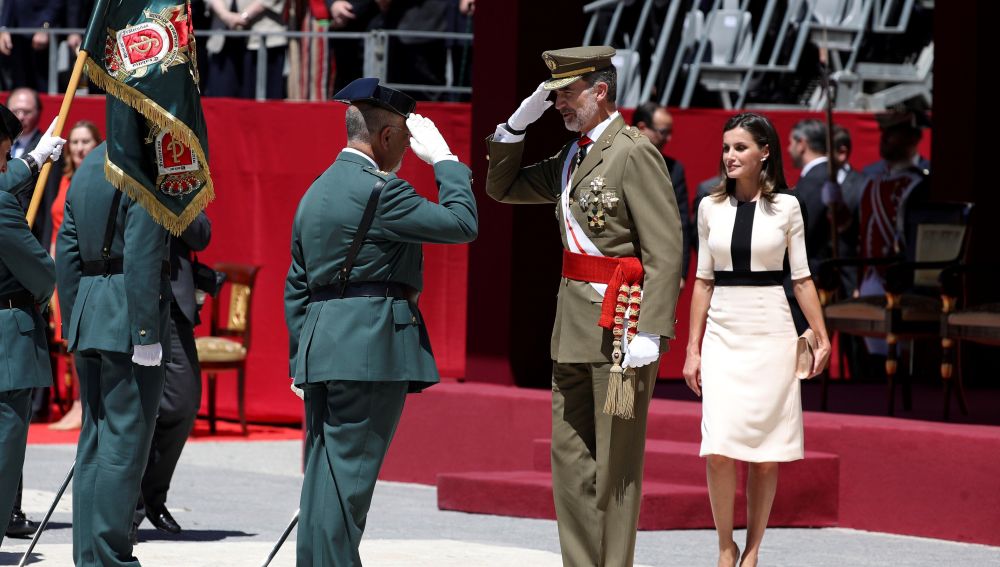 El 175 aniversario de la Guardia Civil es presidido por Los Reyes