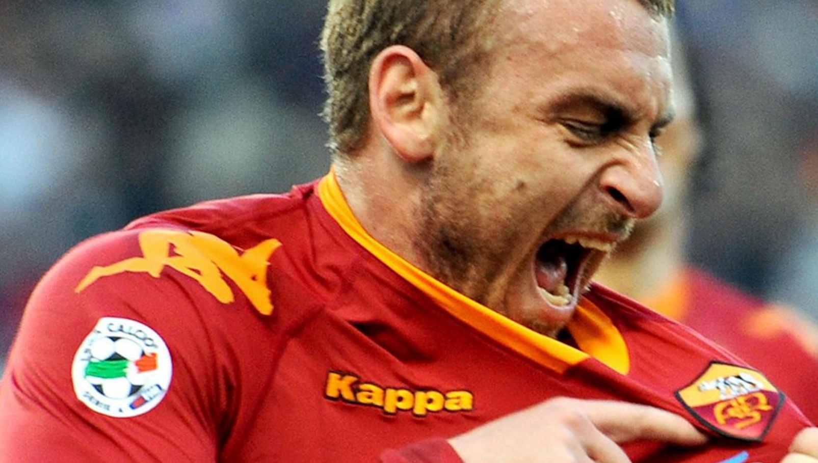 Daniele De Rossi lascia la Roma: i tifosi si preparano a contestare la società