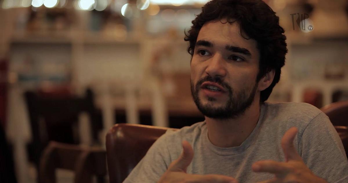 Ator Caio Blat é alvo de acusação de assédio e Globo se manifesta