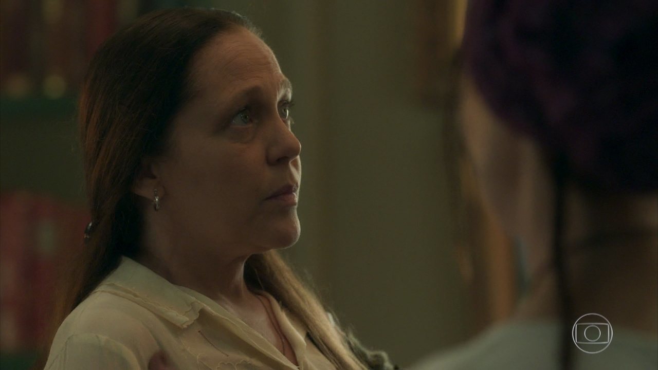 'O Sétimo Guardião': Judith começa a levantar suspeitas com suas atitudes